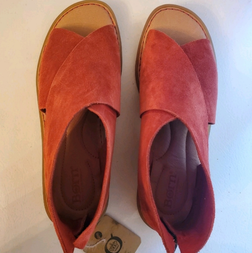 Born Iwa Sandals